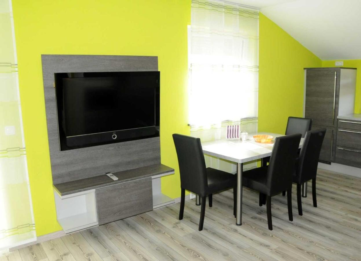 Caseti 5_ Ferienwohnungen _ Rothen Oberdachstetten ภายนอก รูปภาพ